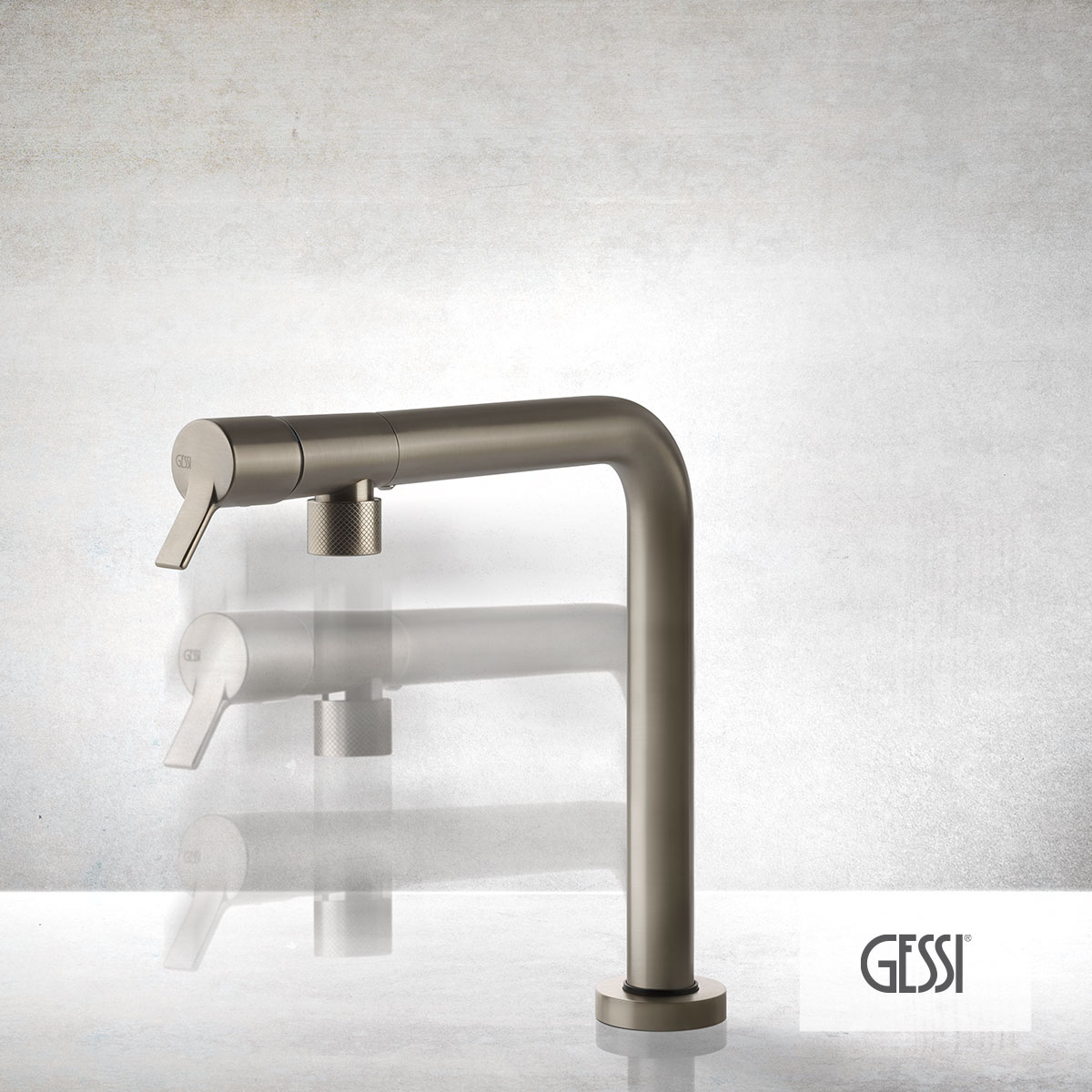 ΜΠΑΤ.ΝΕΡΟΧΥΤΗ SU & GIU GESSI INOX
