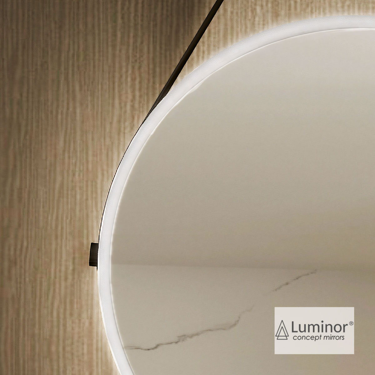 ΚΑΘΡΕΦΤΗΣ HUNG Φ45 LUMINOR