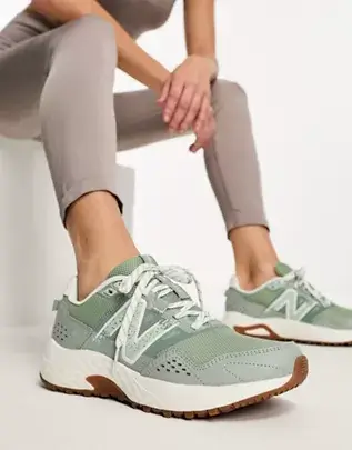 new-balance-athlitika.jpg Λογότυπο